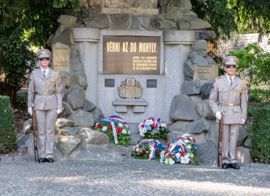 Pozvánka na vzpomínkové setkání u příležitosti státního svátku vzniku republiky